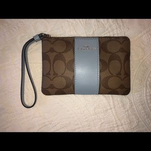 COACH small wristlet